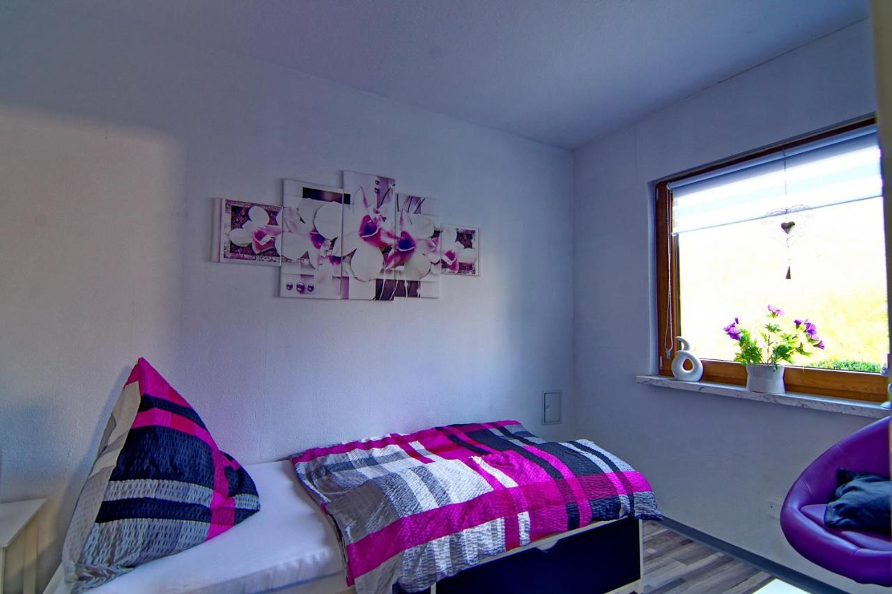 Kleines Glueck Apartment Burgbrohl Екстериор снимка