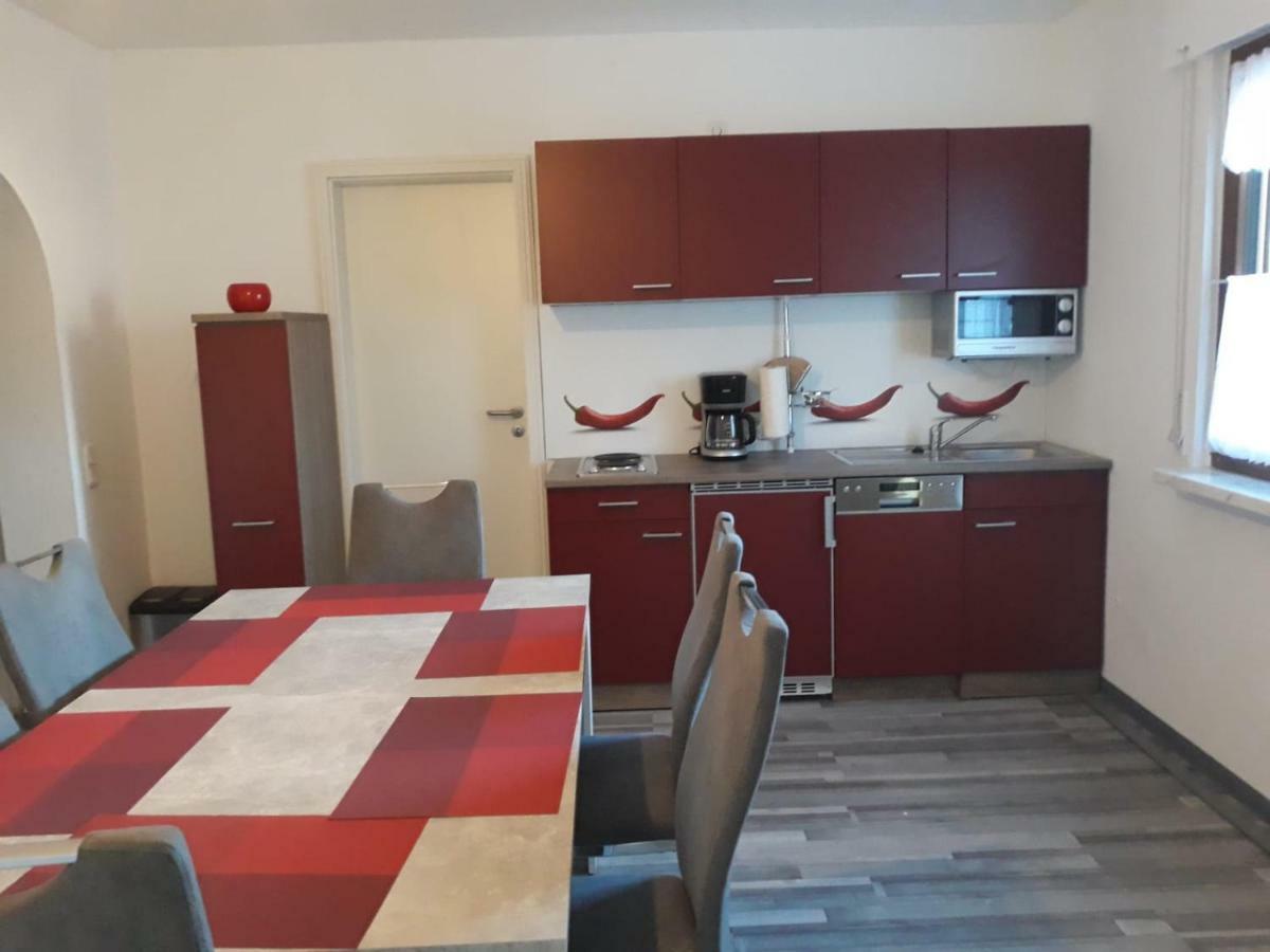 Kleines Glueck Apartment Burgbrohl Екстериор снимка